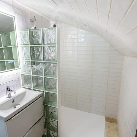 2 Pieces Coeur Du Vieil Διαμέρισμα